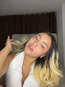 Elina_Hills webcam