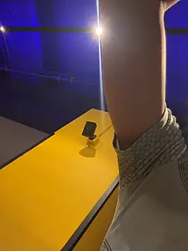 yoursexyjose webcam