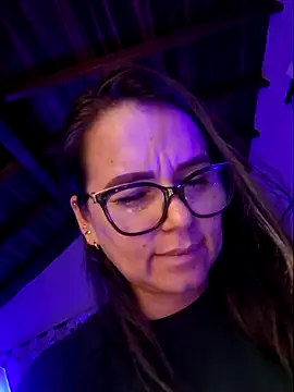 MariaPau_83 webcam