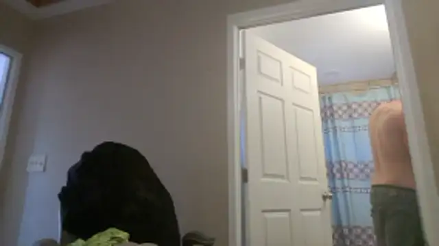 Huntzg23 webcam