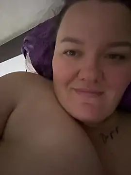 SunnyLeila2101 webcam