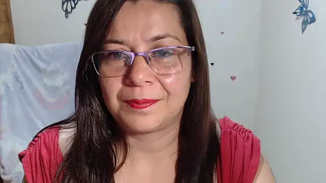 lilisa777 - Lilisa777's free webcam - UK Sex Cams