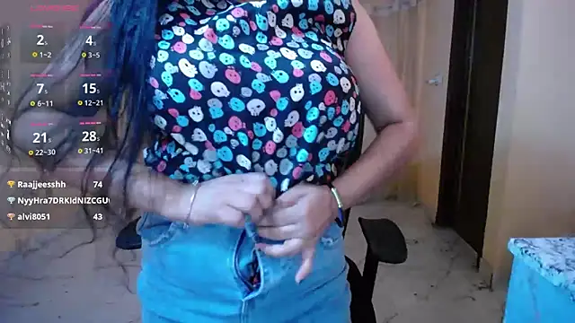 NAUGHTY_Niya webcam