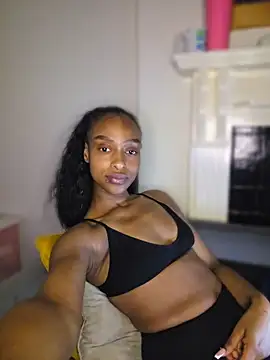 Hazel_Dollxx