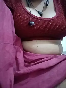 Menka_cut34 webcam
