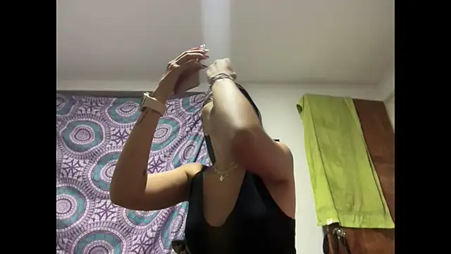 AbrilSantosxo webcam