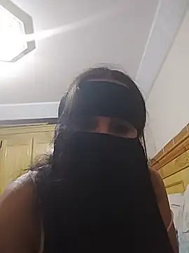 Laty_123 webcam
