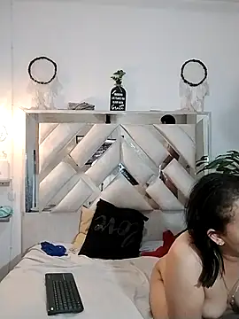 natasha_and_zoe_ - Natasha_and_zoe_'s free webcam - UK Sex Cams