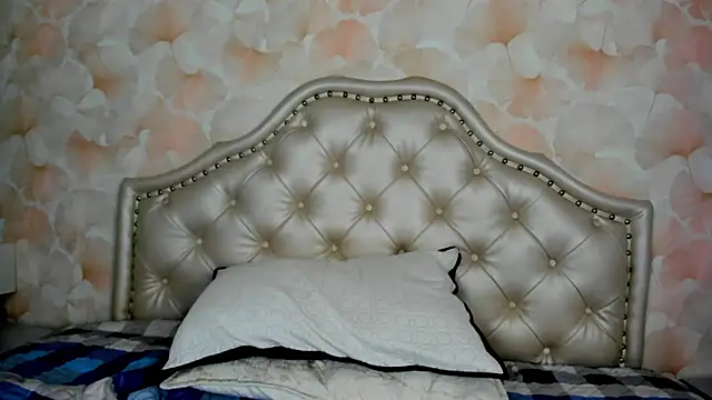 nikki_belle - Nikki_belle's free webcam - UK Sex Cams