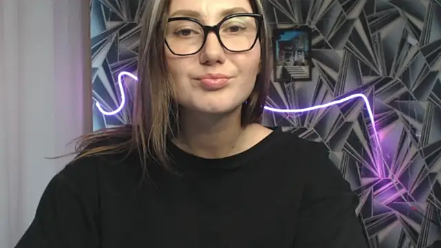 NikkiKiss___ webcam