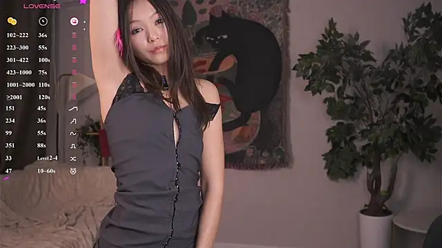 JanelBitther webcam