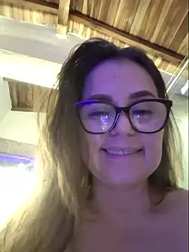 MariaPau_83 webcam