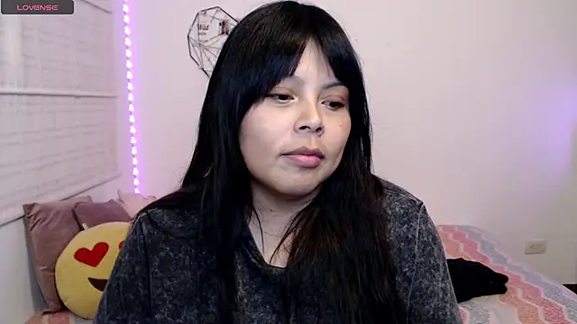 EllieMoonX webcam