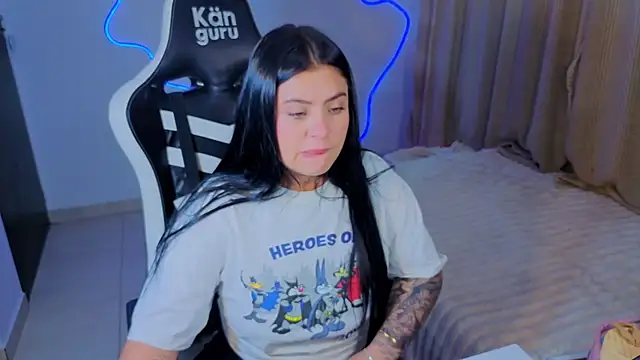 Victoryyy_ webcam