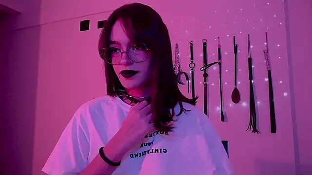 nina_kink webcam
