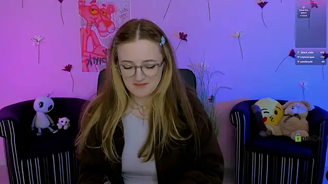 liana_kisses webcam
