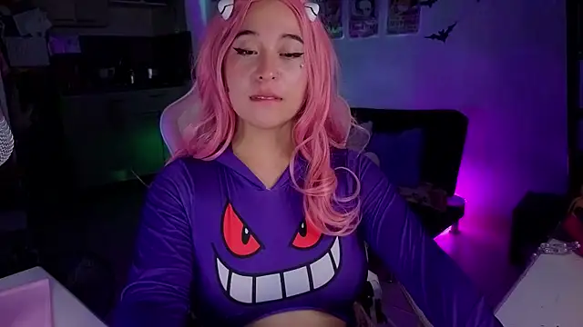 Celeste_Bauman webcam
