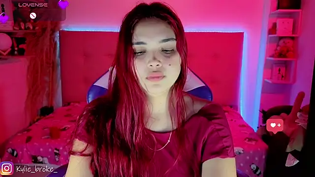 Kylie_brokee webcam