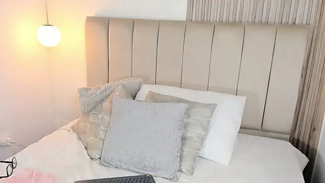 EvaaSinclair webcam