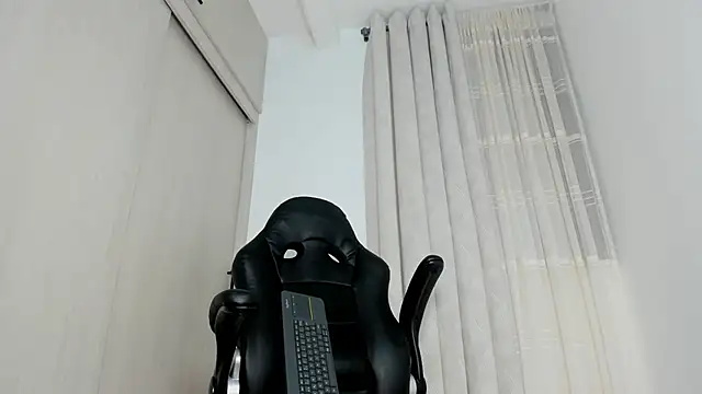 Biscuit_oliva live cam