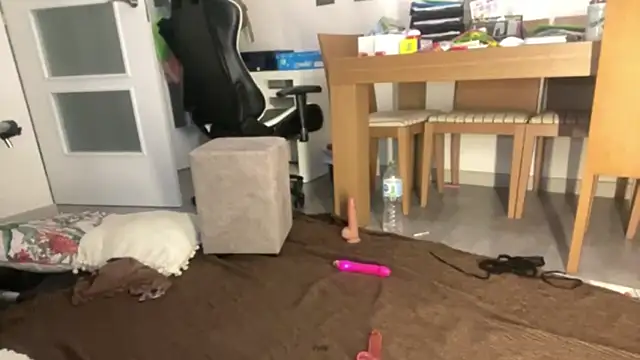 DanteYJuri webcam