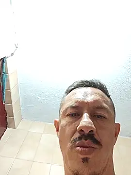 L_hotcream webcam