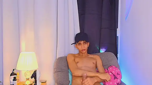 Wild_lovers_ webcam