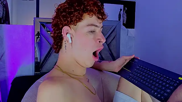 nova_salvatore webcam