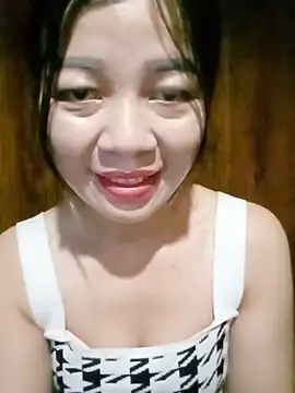 Yiyi102300 webcam