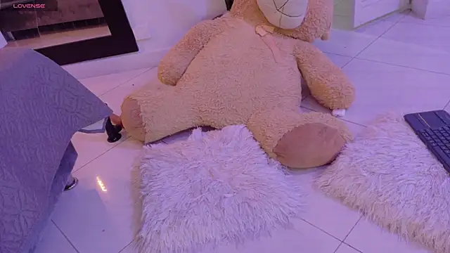 Sasha_Sin webcam