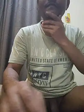 santhoshkannadaboy webcam