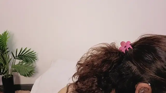 Iam_Issaa webcam