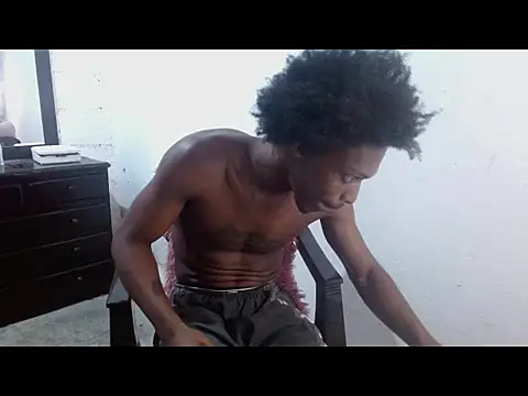 Larry-n-clouds webcam