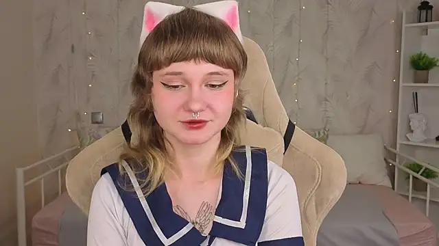 Tori_Cutie webcam