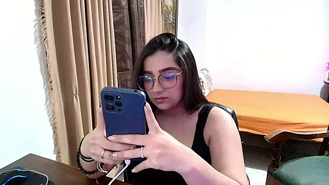 Charlotte_Richardson webcam