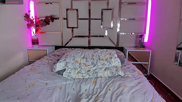alexandra_venuss webcam