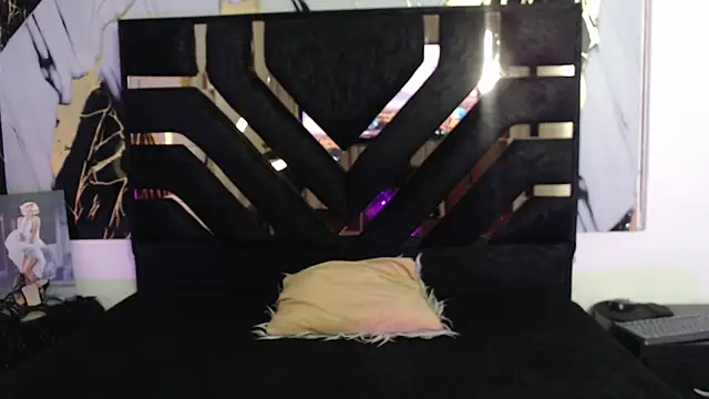 amberblackcs01 webcam