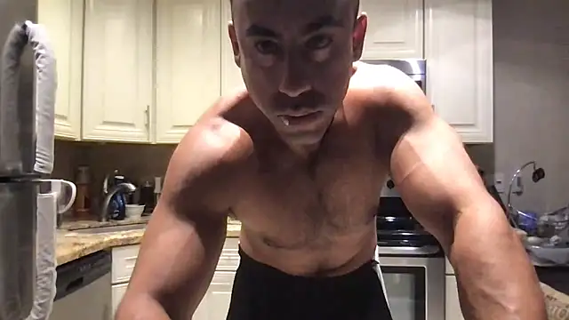 BigGuyMuscle webcam