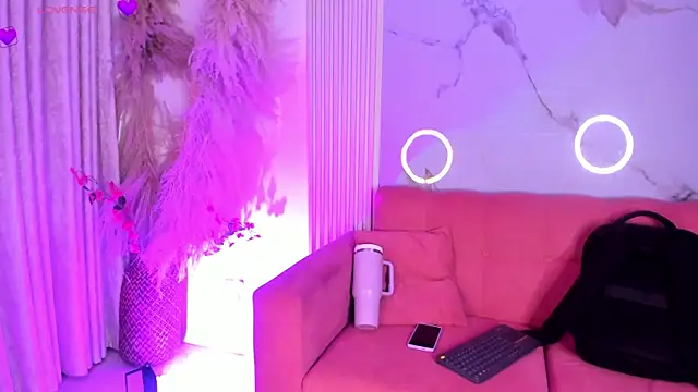 LunaRossie_ webcam