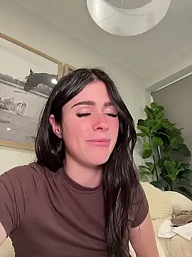 aus_queen webcam