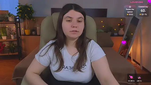 Viola__Shy webcam