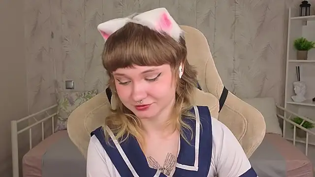 Tori_Cutie webcam