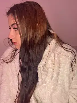 MadelineLeah webcam