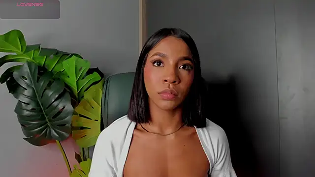 zara_leee webcam