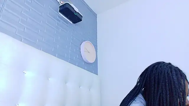 pervert_shydoll1 webcam