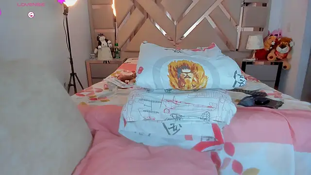 ashelydainii webcam
