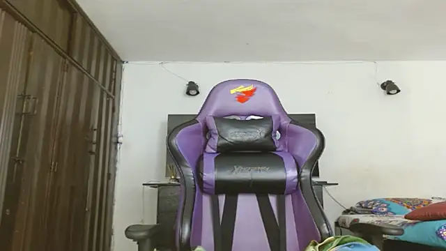 Alanni_parker webcam