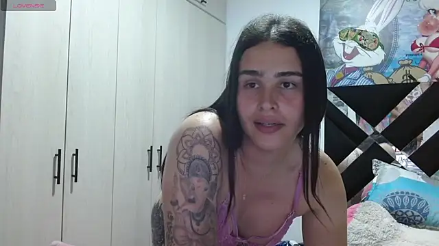 SarithaBunny webcam