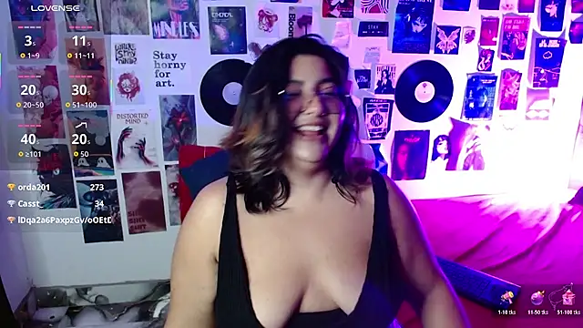 Roxy_f_w webcam