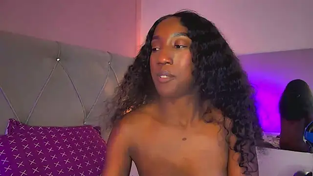FiorelaLenin live sex cam